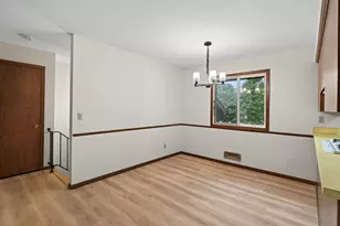13659 Ferris Ave, Apple Valley, MN 55124 - Photo 8