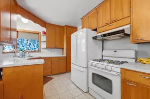 1293 Maywood St, Saint Paul, MN 55117 - Photo 8