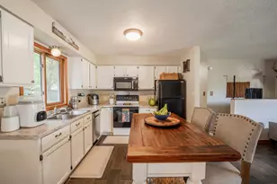 1127 5th St E, Altoona, WI 54720 - Photo 8