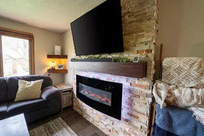 1127 5th Street E, Altoona, WI 54720 - Photo 8