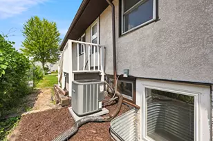 518 37th Ave NE, Minneapolis, MN 55421 - Photo 12
