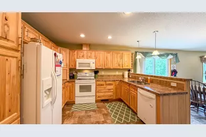 5252 Elmwood Court NE, Bemidji, MN 56601 - Photo 6