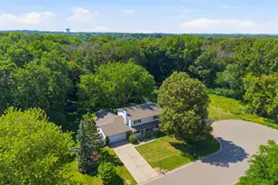 7610 Heritage Rd, Eden Prairie, MN 55346 - Photo 1