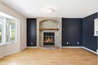 7610 Heritage Road, Eden Prairie, MN 55346 - Photo 10