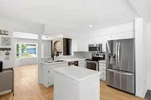 7610 Heritage Rd, Eden Prairie, MN 55346 - Photo 18