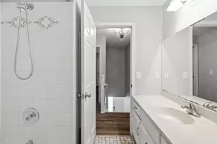 7610 Heritage Rd, Eden Prairie, MN 55346 - Photo 52