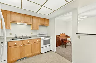 1931 Greenfield Ln SW, Rochester, MN 55902 - Photo 10