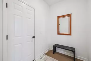 17904 Hinckley Ave, Lakeville, MN 55044 - Photo 20