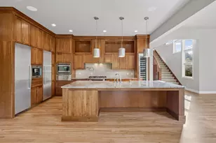 2224 Portico Grn, Wayzata, MN 55391 - Photo 14