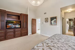 2224 Portico Grn, Wayzata, MN 55391 - Photo 22