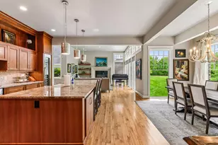 2224 Portico Grn, Wayzata, MN 55391 - Photo 18
