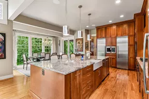 2224 Portico Grn, Wayzata, MN 55391 - Photo 4