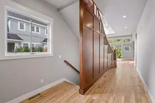 2224 Portico Grn, Wayzata, MN 55391 - Photo 10