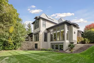 2224 Portico Grn, Wayzata, MN 55391 - Photo 4