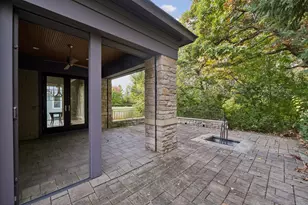 2224 Portico Grn, Wayzata, MN 55391 - Photo 18