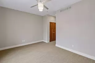 2224 Portico Grn, Wayzata, MN 55391 - Photo 32