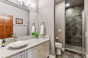 2224 Portico Grn, Wayzata, MN 55391 - Photo 40