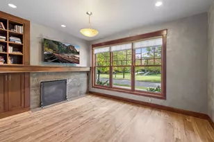 2224 Portico Grn, Wayzata, MN 55391 - Photo 10