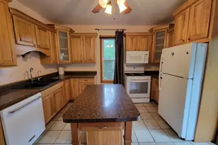 966 Allen Ave, West Saint Paul, MN 55118 - Photo 2