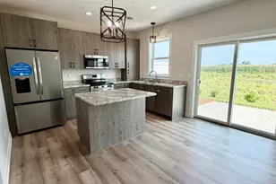 803 Viburnum St, Belle Plaine, MN 56011 - Photo 2