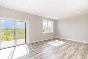 803 Viburnum St, Belle Plaine, MN 56011 - Photo 4