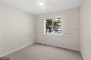 5237 Balmoral Ln, Bloomington, MN 55437 - Photo 16
