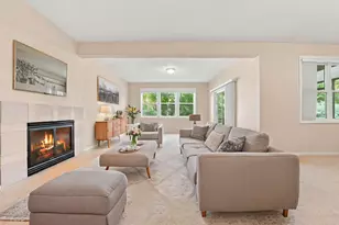 655 Lexie Ct, Eagan, MN 55123 - Photo 28