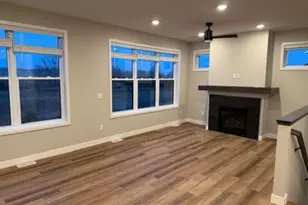 10479 Robinwood Rd, Victoria, MN 55318 - Photo 8