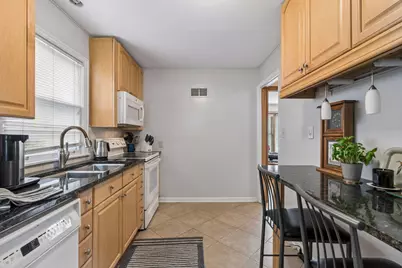 2245 Highland Parkway, Saint Paul, MN 55116 - Photo 6
