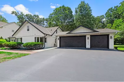 14819 Margaret Place, Minnetonka, MN 55345 - Photo 4