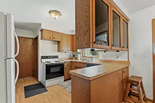 1210 5th St SE, Rochester, MN 55904 - Photo 8