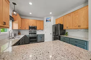 12320 Windsor Ct, Burnsville, MN 55337 - Photo 6