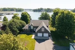 12 Lake Shetek Dr, Slayton, MN 56172 - Photo 2