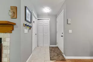 18450 Creeks Bend Dr, Minnetonka, MN 55345 - Photo 8