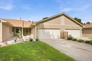 717 Green Ave SE, Watertown, MN 55388 - Photo 2