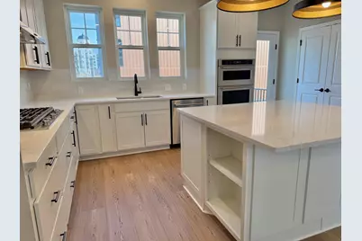 838 Woodlawn Avenue, Saint Paul, MN 55116 - Photo 10
