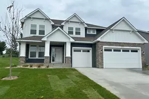 5351 Queens Dr NW, Rochester, MN 55901 - Photo 2