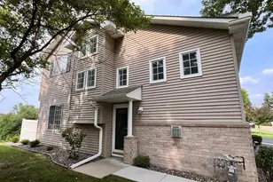 13954 Erwin Ct, Eden Prairie, MN 55344 - Photo 16