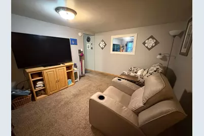 200 5th Street SE, Roseau, MN 56751 - Photo 8