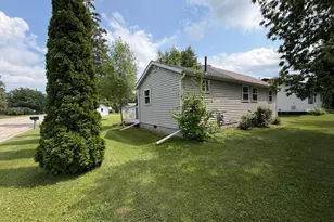 200 5th St SE, Roseau, MN 56751 - Photo 12