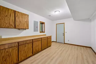 16015 Oak Shore Dr, Lakeville, MN 55044 - Photo 38