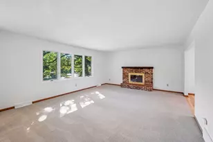 16015 Oak Shore Dr, Lakeville, MN 55044 - Photo 12