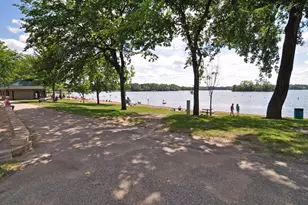 16015 Oak Shore Dr, Lakeville, MN 55044 - Photo 68