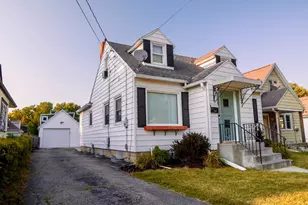 1223 2nd St NE, Rochester, MN 55906 - Photo 2
