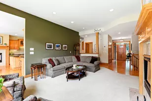 3205 Woodbridge St, Shoreview, MN 55126 - Photo 10