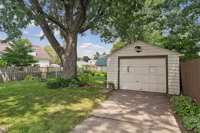 1634 Victoria Street N, Saint Paul, MN 55117 - Photo 30