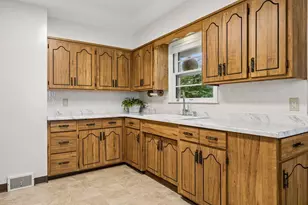 1634 Victoria St N, Saint Paul, MN 55117 - Photo 16