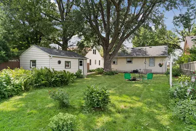 1634 Victoria Street N, Saint Paul, MN 55117 - Photo 32
