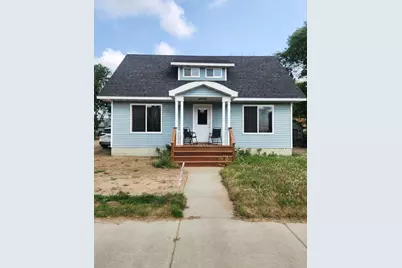219 Main Street NE, Menahga, MN 56464 - Photo 1