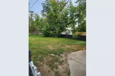 219 Main Street NE, Menahga, MN 56464 - Photo 2